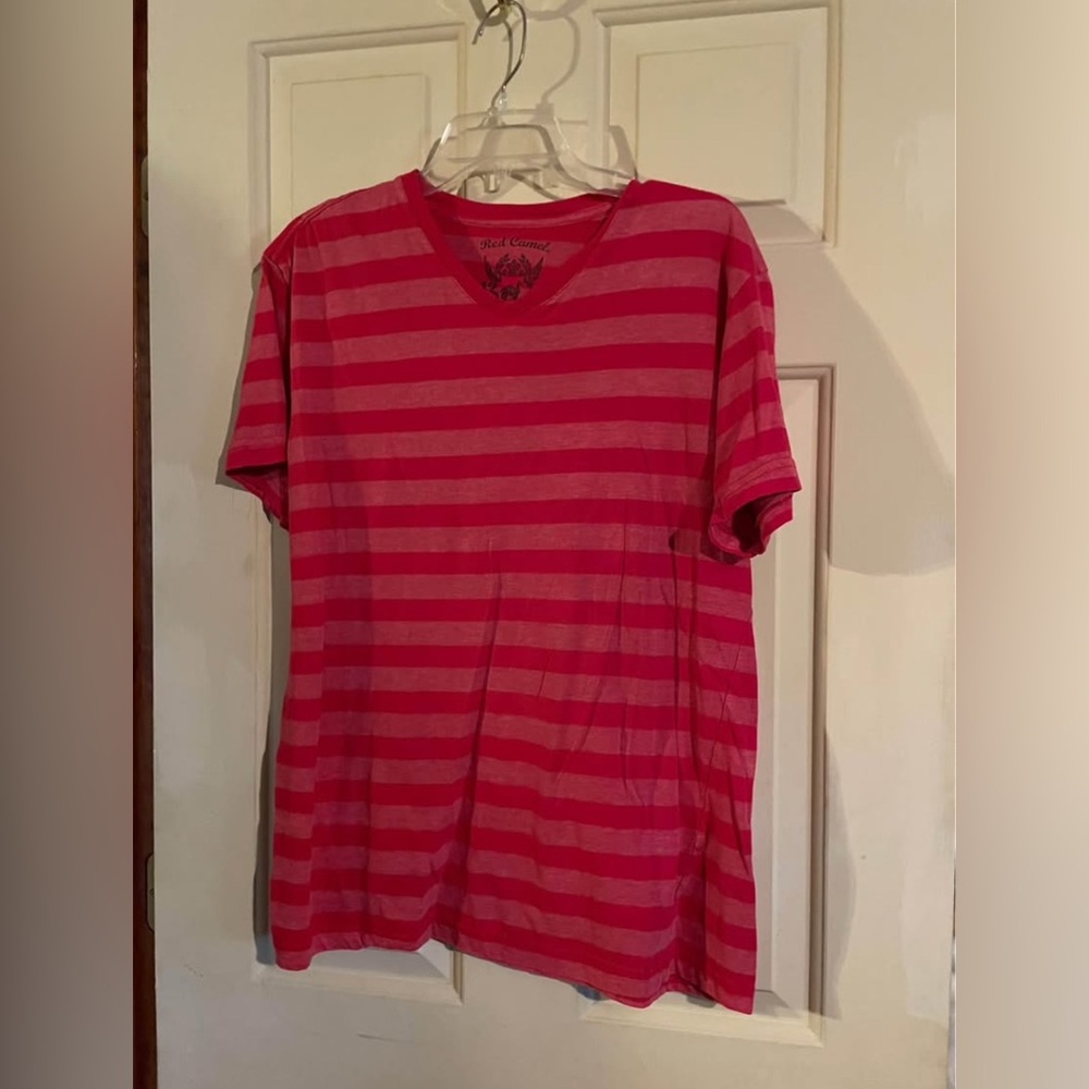 Red Camel Men's Red Striped Tee